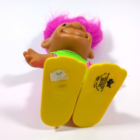 Vintage Russ Troll 5" Scuba Diver Doll with Swim Fins Pink Hair Green Wetsuit - Picture 5 of 5